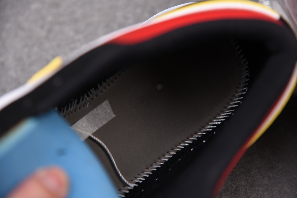 AIR JORDAN 1 LOW CJ9216-051